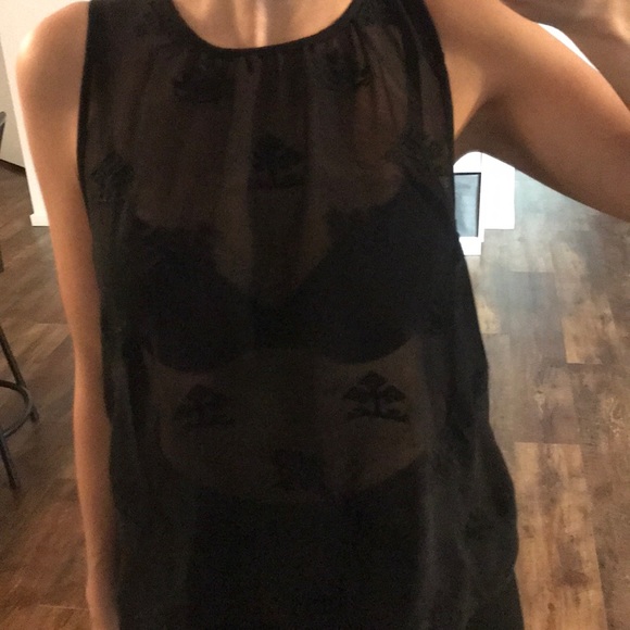 Mesh Top - Picture 2 of 4